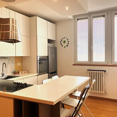 Rubystar House Apartment *